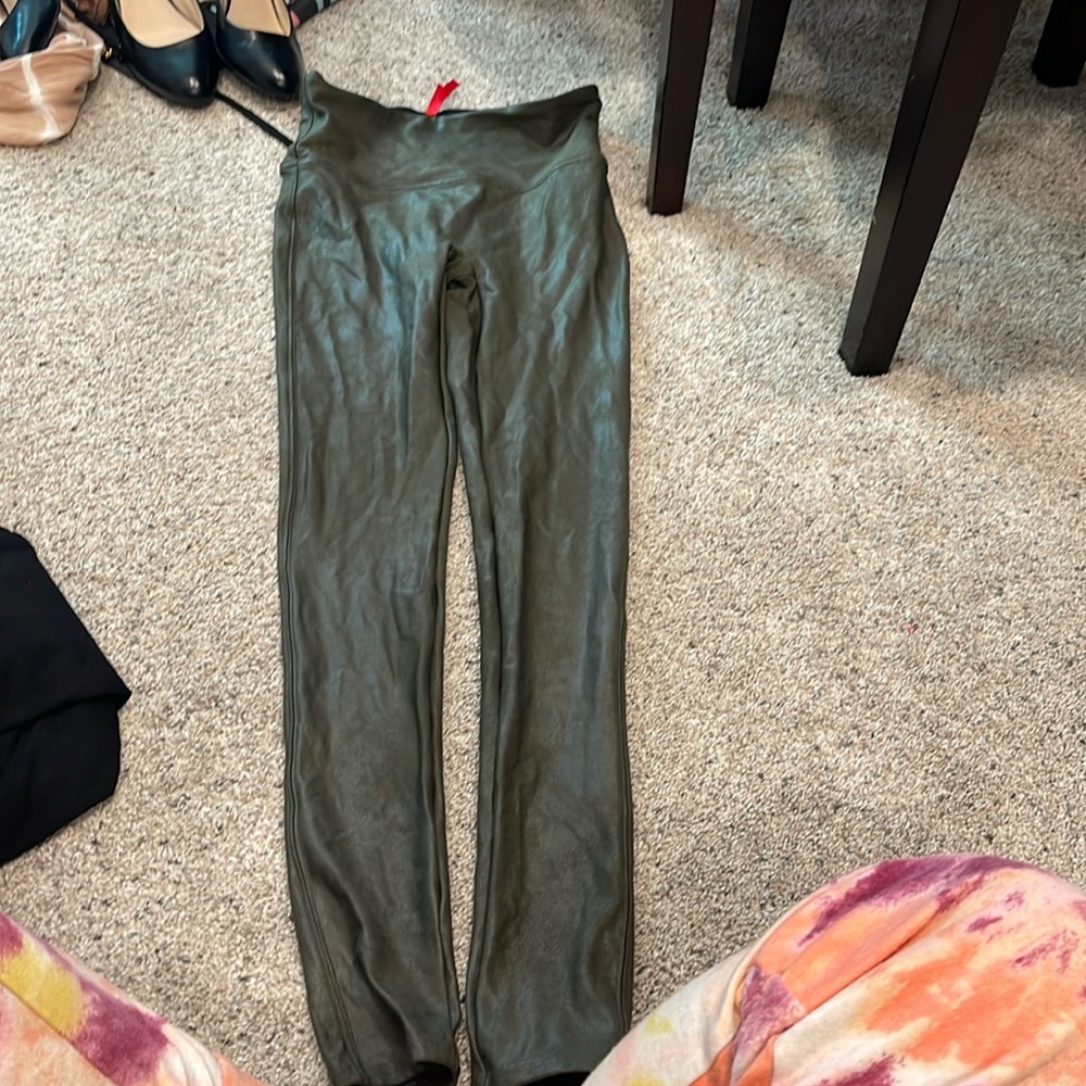 Full link spankx leggings